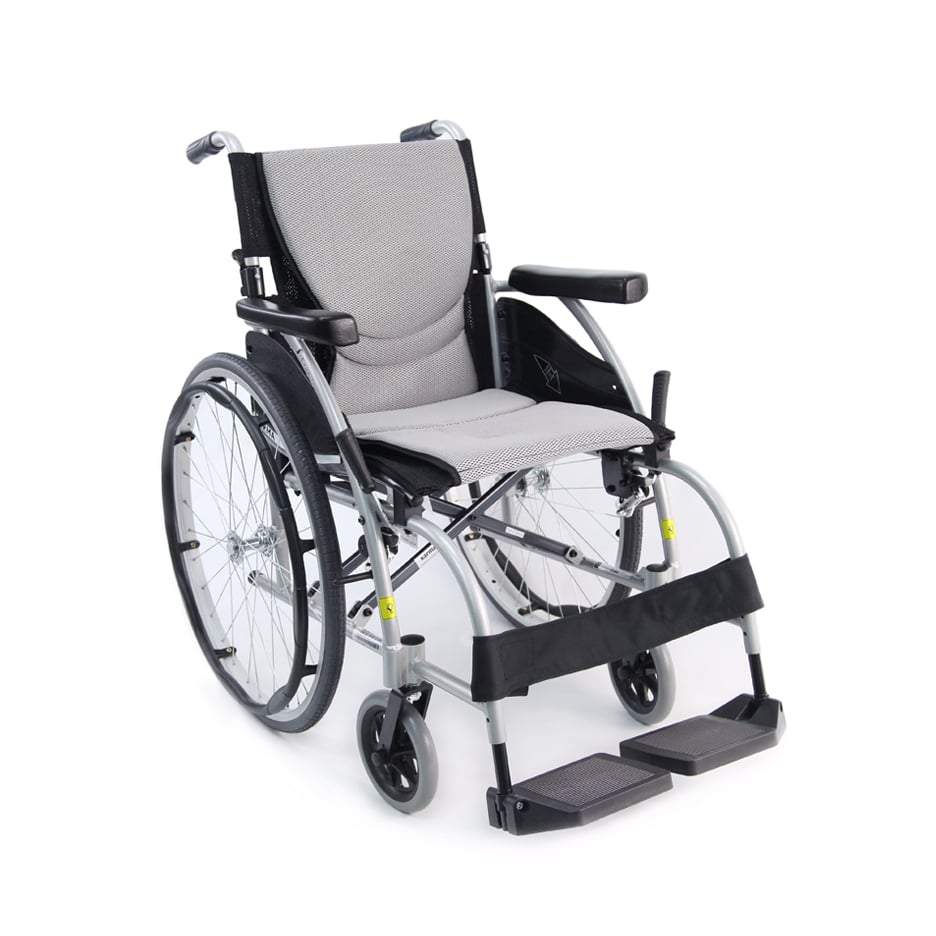 S-Ergo 105 18 seat Ergonomic Wheelchair with Fixed Footrest in Silver